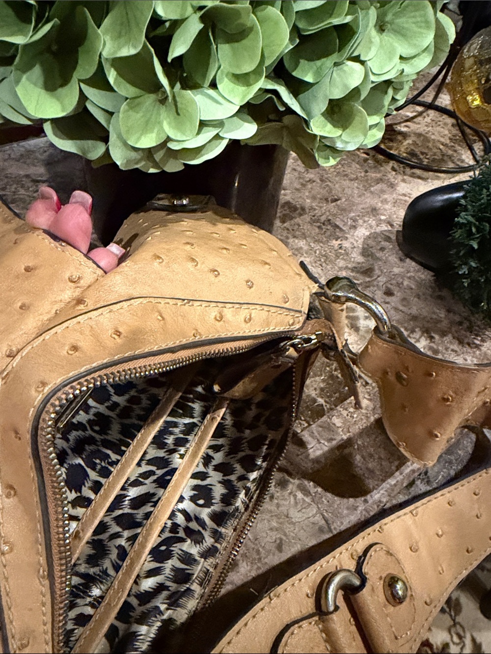Guess Beige/Tan Studded Shoulder Bag with Buckle Accent ADORABLE! - Picture 7 of 10